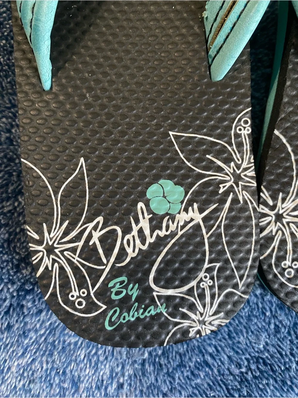 Cobian Kids Aqua Strap Black Floral Flip Flops